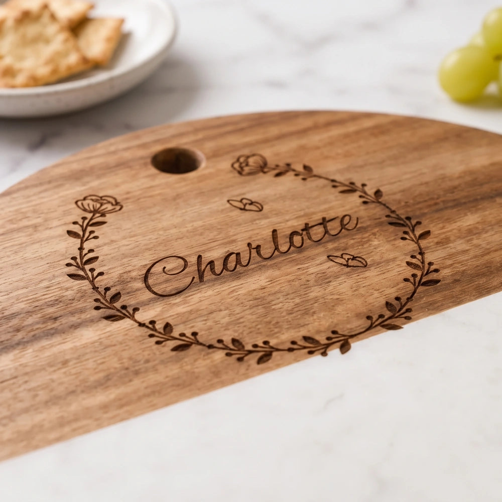 custom-engraved-marble-wood-cheese-board-detail